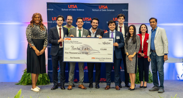 Penta Labs group photo with judges